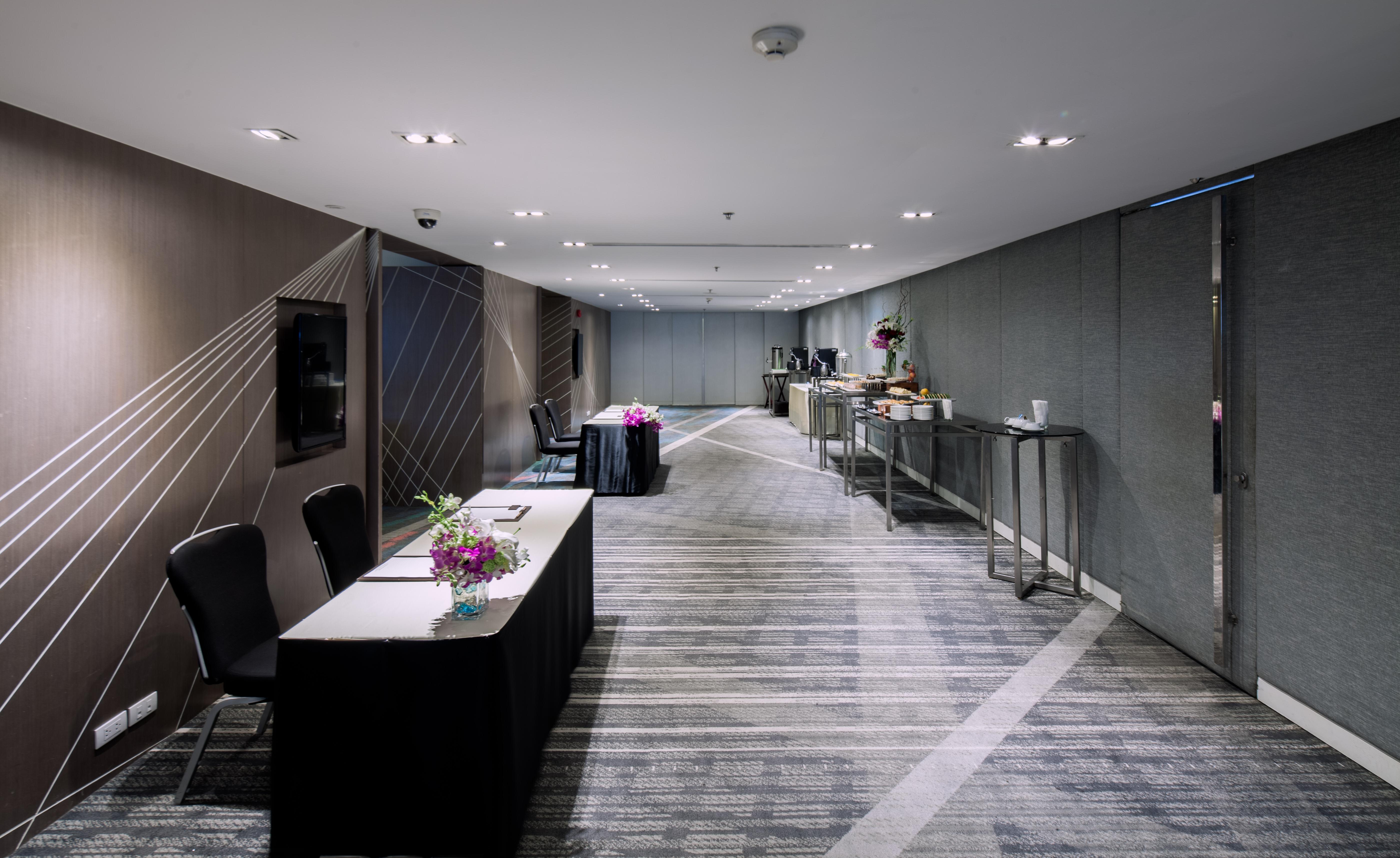 Centara Watergate Pavilion Hotel Bangkok Dış mekan fotoğraf