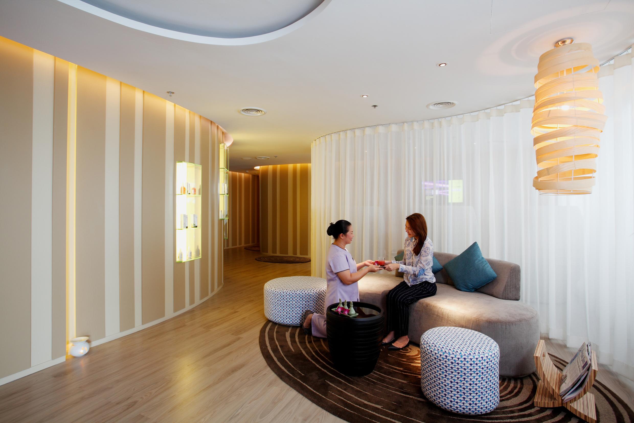 Centara Watergate Pavilion Hotel Bangkok Dış mekan fotoğraf
