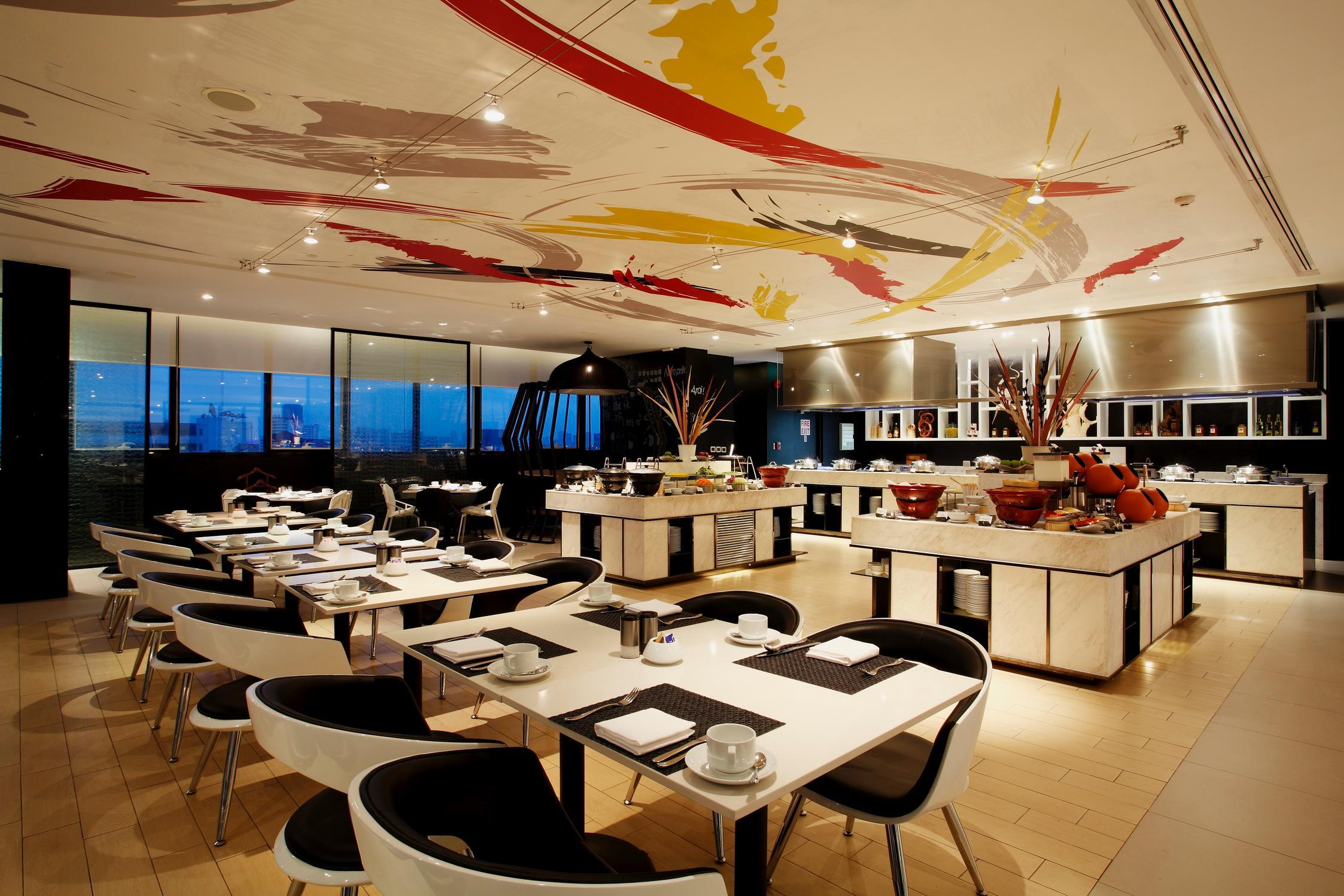 Centara Watergate Pavilion Hotel Bangkok Dış mekan fotoğraf